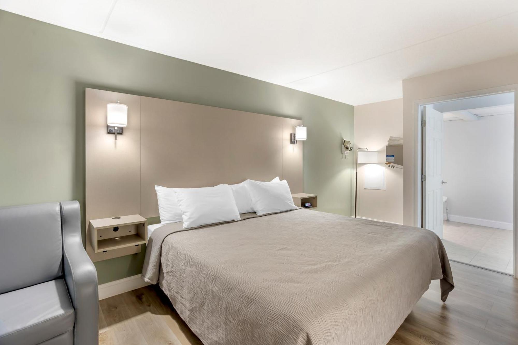 Quality Inn Smoketown  Εξωτερικό φωτογραφία