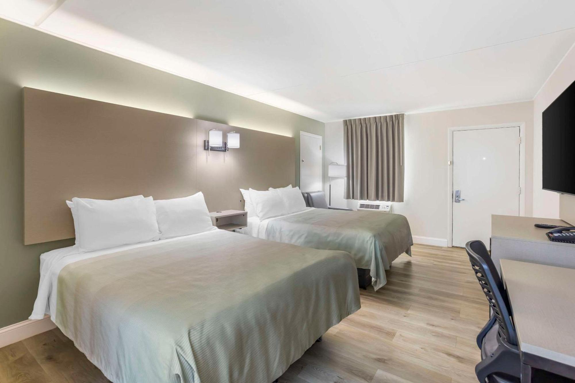 Quality Inn Smoketown  Εξωτερικό φωτογραφία